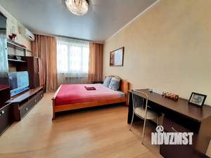 1-к квартира, посуточно, 45м2, 4/9 этаж