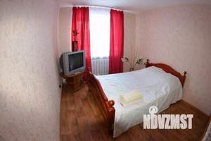 2-к квартира, посуточно, 70м2, 1/1 этаж