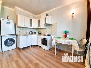 Студия квартира, посуточно, 33м2, 2/9 этаж