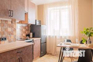 1-к квартира, посуточно, 50м2, 1/1 этаж