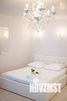 Студия квартира, посуточно, 30м2, 1/10 этаж