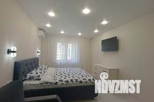 1-к квартира, посуточно, 40м2, 16/19 этаж