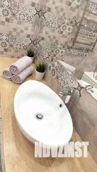 1-к квартира, посуточно, 53м2, 1/1 этаж