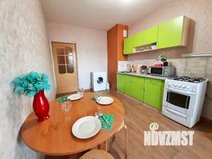 1-к квартира, посуточно, 60м2, 1/1 этаж