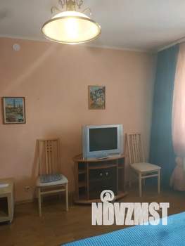 1-к квартира, посуточно, 50м2, 4/10 этаж