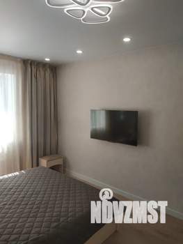 1-к квартира, посуточно, 40м2, 8/20 этаж