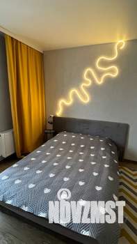 Студия квартира, посуточно, 30м2, 16/17 этаж