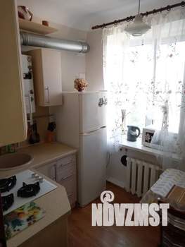 1-к квартира, посуточно, 35м2, 3/5 этаж