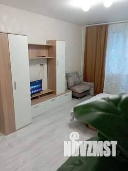 Студия квартира, посуточно, 28м2, 3/17 этаж