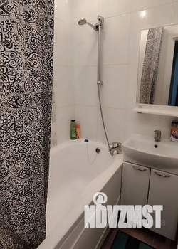 2-к квартира, посуточно, 40м2, 5/9 этаж