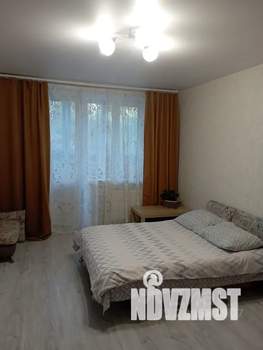 Студия квартира, посуточно, 28м2, 3/17 этаж