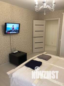 1-к квартира, посуточно, 42м2, 7/10 этаж