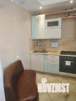 1-к квартира, посуточно, 50м2, 4/10 этаж