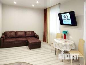 1-к квартира, посуточно, 35м2, 1/1 этаж