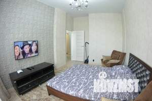 2-к квартира, посуточно, 45м2, 1/18 этаж