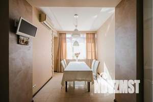 4-к квартира, посуточно, 195м2, 3/4 этаж