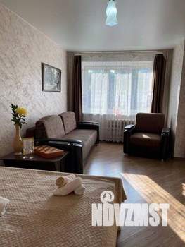 1-к квартира, посуточно, 42м2, 1/1 этаж