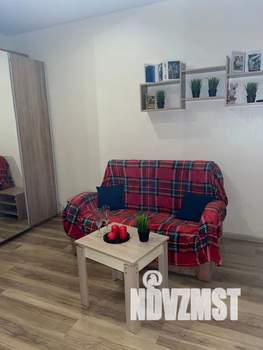 Студия квартира, посуточно, 30м2, 7/10 этаж