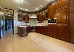3-к квартира, на длительный срок, 112м2, 5/6 этаж