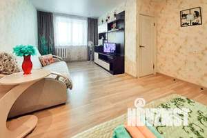 1-к квартира, посуточно, 43м2, 1/12 этаж