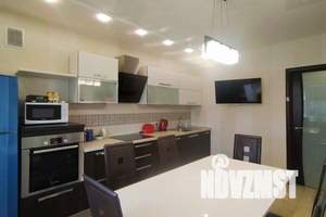 2-к квартира, посуточно, 90м2, 4/9 этаж