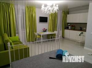 Студия квартира, посуточно, 30м2, 7/10 этаж