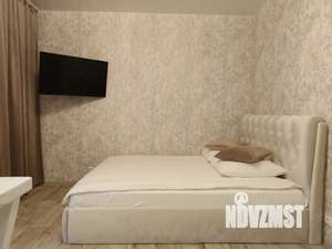 Студия квартира, посуточно, 30м2, 1/10 этаж