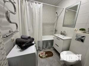 1-к квартира, посуточно, 42м2, 1/1 этаж