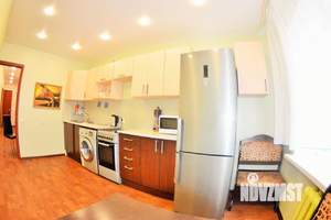 2-к квартира, посуточно, 65м2, 1/1 этаж