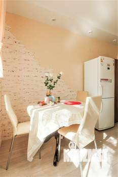 2-к квартира, посуточно, 64м2, 1/1 этаж