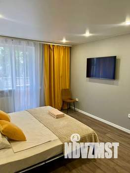 1-к квартира, посуточно, 45м2, 7/18 этаж