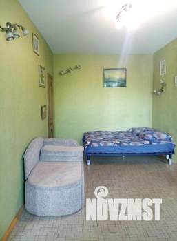 2-к квартира, посуточно, 64м2, 1/1 этаж
