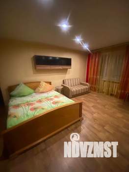 Студия квартира, посуточно, 37м2, 4/4 этаж