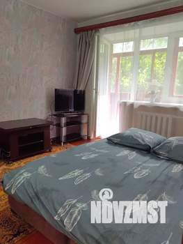 1-к квартира, посуточно, 32м2, 2/5 этаж