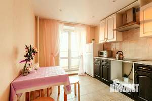 2-к квартира, посуточно, 70м2, 1/1 этаж