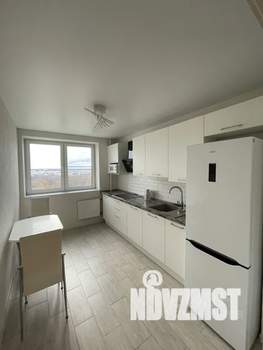 1-к квартира, посуточно, 40м2, 13/18 этаж