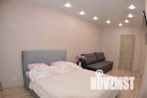 1-к квартира, посуточно, 45м2, 1/18 этаж