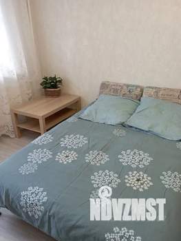 Студия квартира, посуточно, 28м2, 3/17 этаж