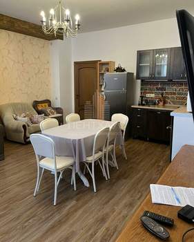 1-к квартира, на длительный срок, 52м2, 1/1 этаж