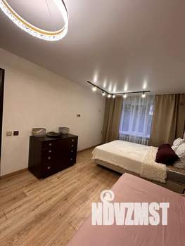 3-к квартира, посуточно, 75м2, 1/5 этаж