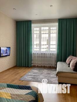 1-к квартира, посуточно, 39м2, 2/2 этаж