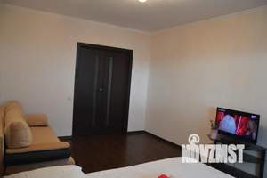 1-к квартира, посуточно, 40м2, 9/9 этаж