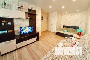 1-к квартира, посуточно, 43м2, 1/12 этаж