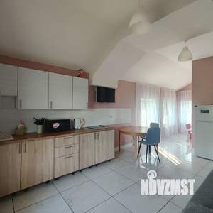 2-к квартира, посуточно, 60м2, 1/1 этаж