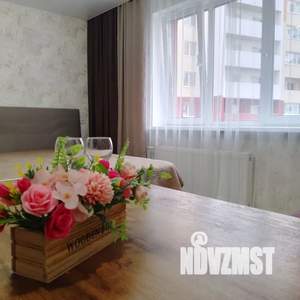 1-к квартира, посуточно, 35м2, 2/10 этаж