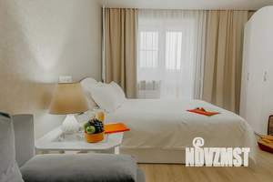 1-к квартира, посуточно, 50м2, 13/18 этаж