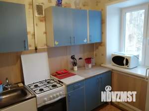 2-к квартира, посуточно, 47м2, 4/4 этаж