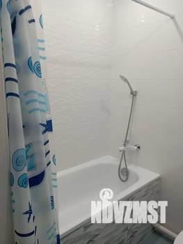 Студия квартира, посуточно, 28м2, 3/17 этаж