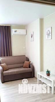 1-к квартира, посуточно, 39м2, 1/1 этаж