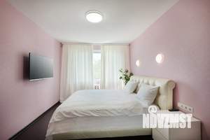 4-к квартира, посуточно, 72м2, 3/5 этаж